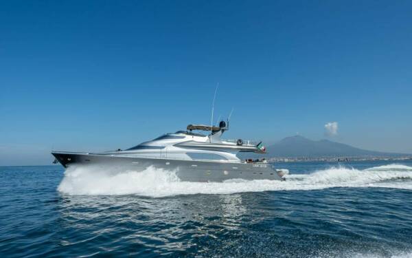 LADY B Motor yacht di lusso