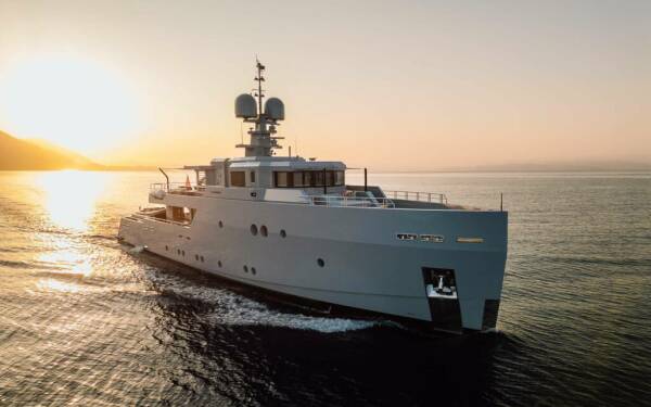 CARMEN Luxury motor yacht