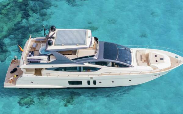 BISCAYNE Luxusná motorová loď