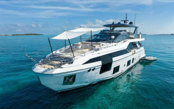 Compass Motor yacht di lusso