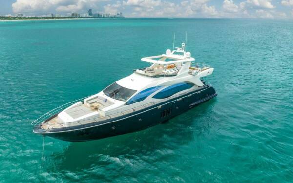 Sky Luxury motor yacht