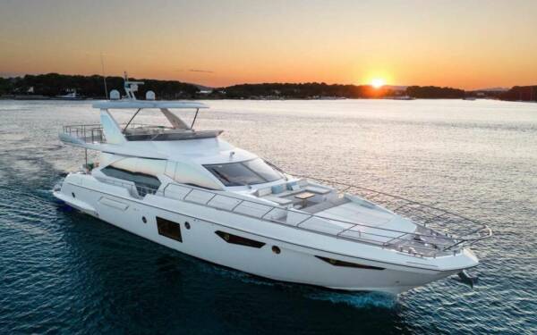 MINEIRA Luxus-Motoryacht