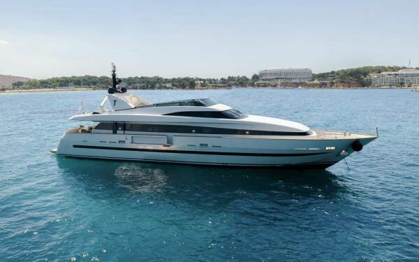 THEION Luxusná motorová loď