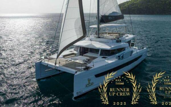 ATLAS Catamarán de lujo