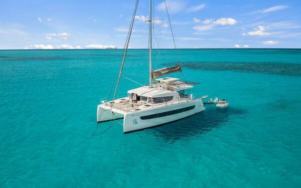 PENNY JO Catamarano di lusso