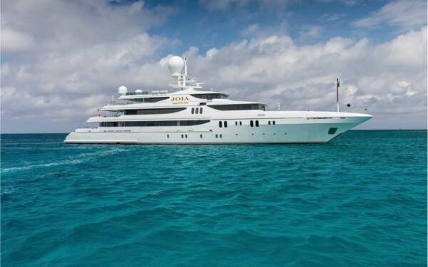 JOIA The Crown Jewel Motor yacht di lusso