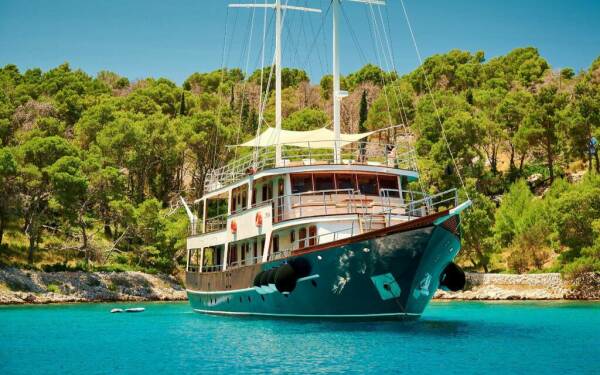 LUNA Yate de lujo a motor