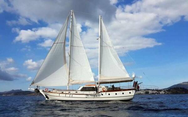 ELIFIM 11 Luxus-Motoryacht