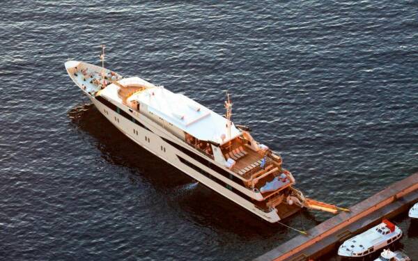 Harmony V Luxury motor yacht