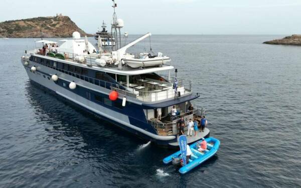 Harmony G Luxury motor yacht