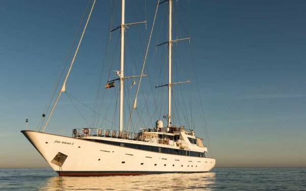 Panorama II Luxury motor yacht