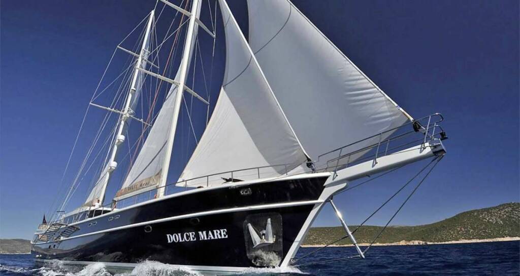 DOLCE MARE Luxusná motorová loď