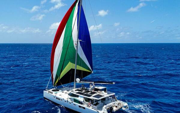 AWATEA Luxusný katamarán