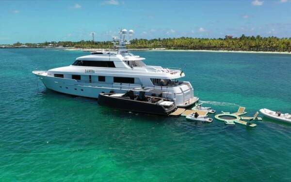 LANIDA Motor yacht di lusso