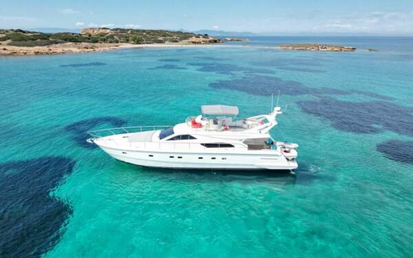 SUMMER CAMP Luxus-Motoryacht