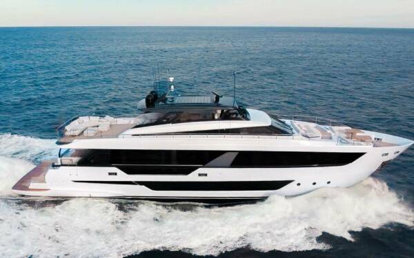 KARMA Motor yacht di lusso