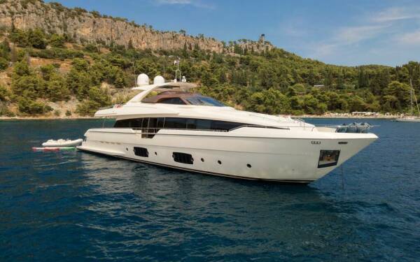 IVA Motor yacht di lusso