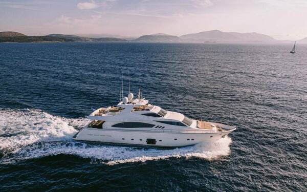 MELI Luxusná motorová loď