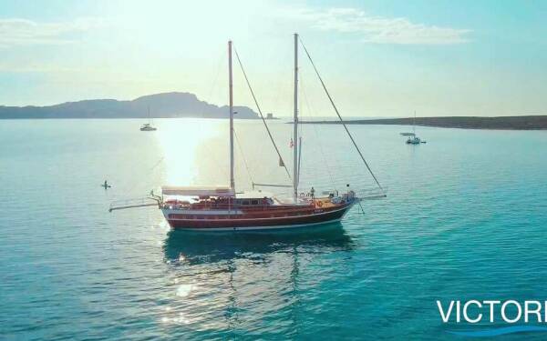 VICTORIA Motor yacht di lusso