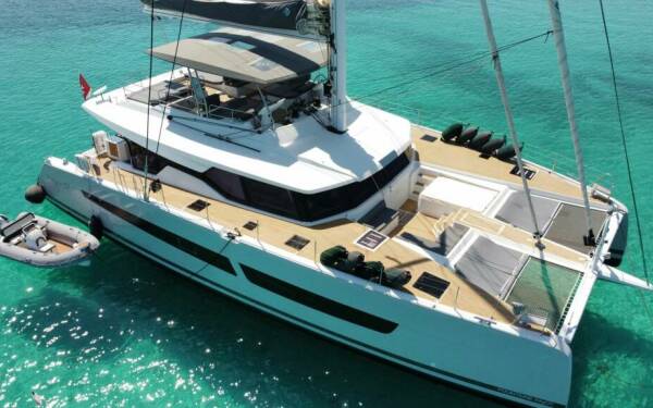 INSPIRANTE Luxusný katamarán