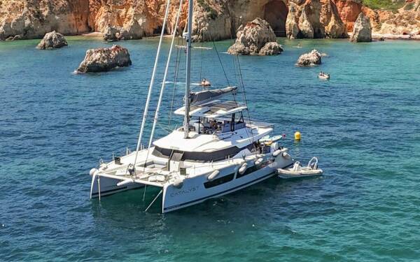 CATALYST Luxusný katamarán