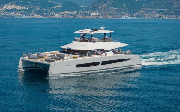 CORE Luxusný katamarán
