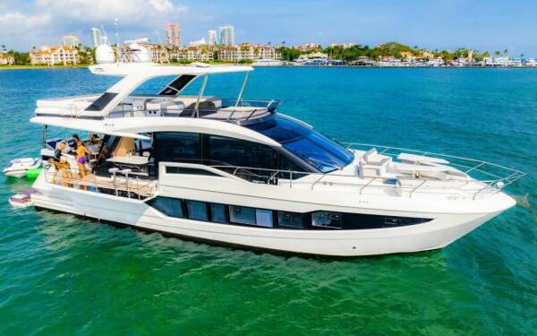 Optimus Prime Luxusná motorová loď