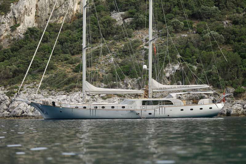 SILVERMOON Luxus-Segelyacht