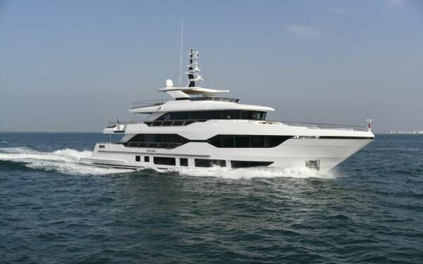Rocket One Motor yacht di lusso