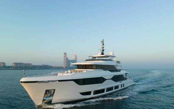 Olivia Motor yacht di lusso