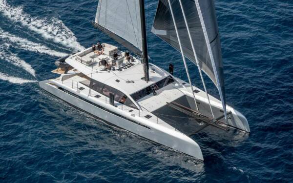 WONDERFUL Catamarano di lusso
