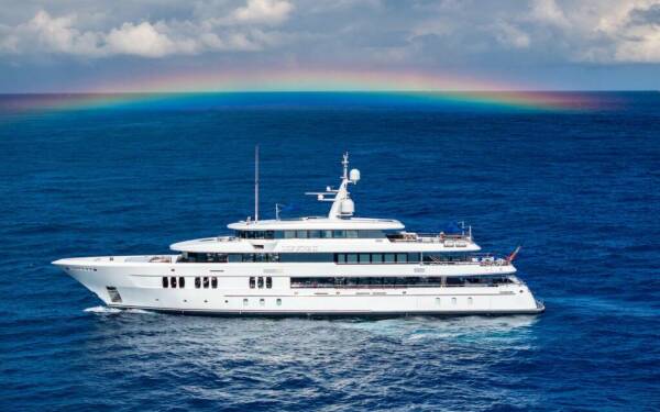 TOP FIVE II Motor yacht di lusso