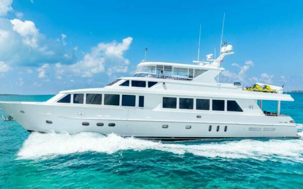 Done Deal Motor yacht di lusso