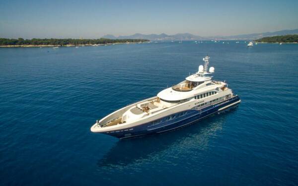 SIROCCO Motor yacht di lusso