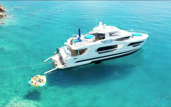 ANGELEYES Luxury motor yacht