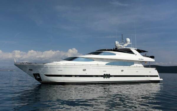 CONTE ALBERTI Yate de lujo a motor