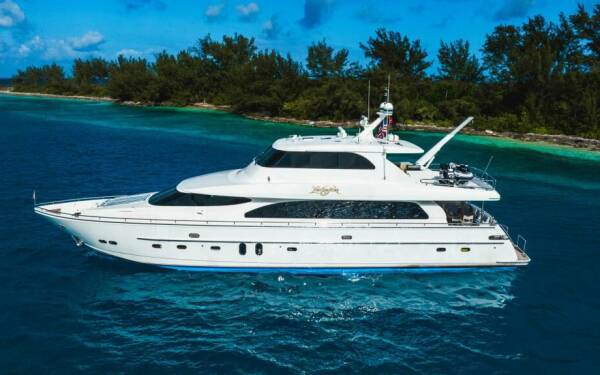 LEXINGTON Luxusná motorová loď