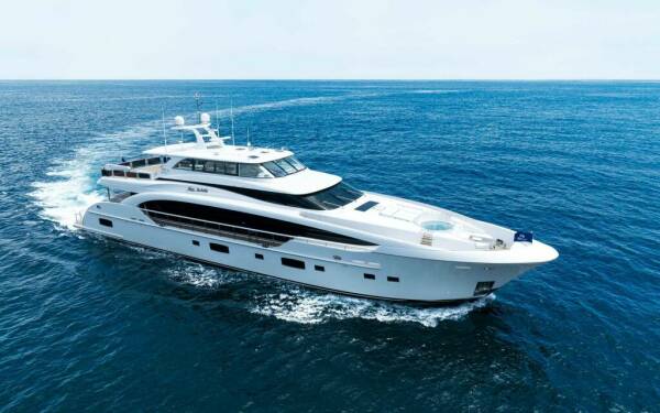 MISS MICHELLE Luxury motor yacht