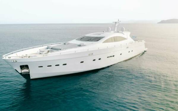 MAC Luxusná motorová loď