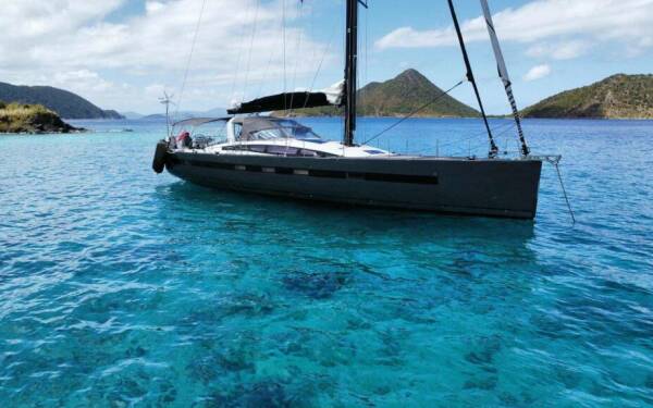 Bodhisattva Luxusná plachetnica