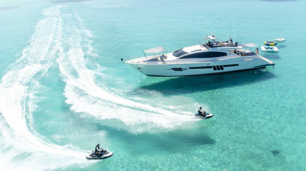 NEW LIFE Luxusná motorová loď