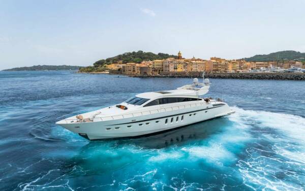 ECLAT Luxusná motorová loď