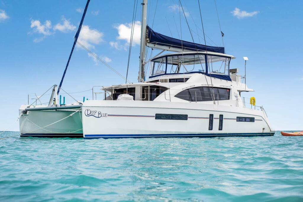 DEEP BLUE Luxusný katamarán