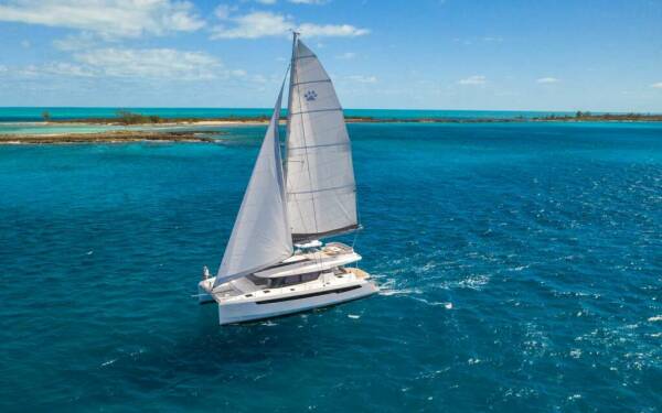 Hazel Della Luxusný katamarán