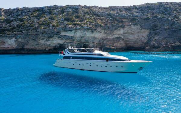 Paula III Luxusná motorová loď