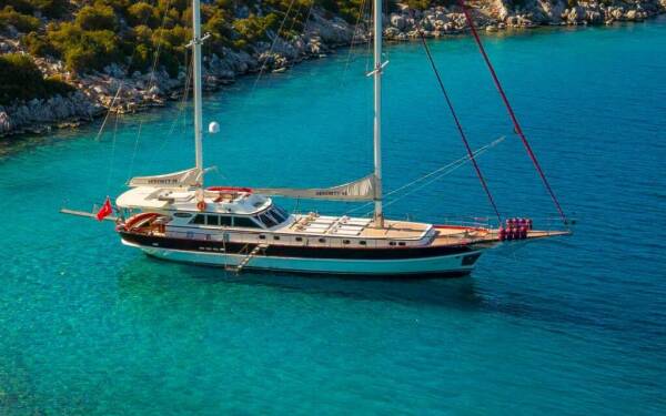 Serenity 86 Luxus-Motoryacht