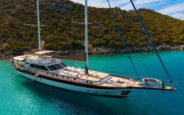 Getaway Motor yacht di lusso