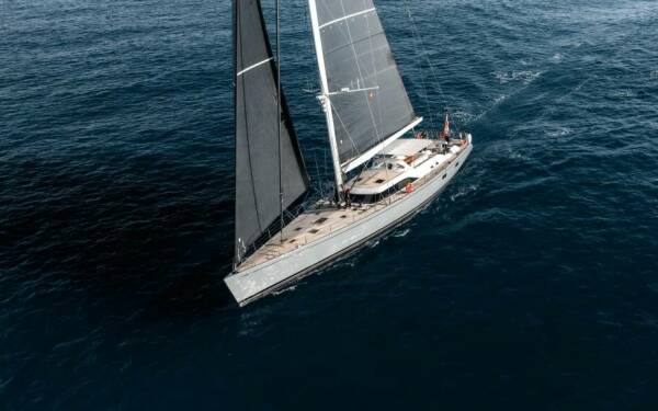 L HIPPOCAMPE Yacht a vela di lusso