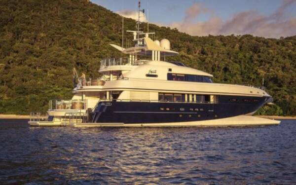 Spirit Motor yacht di lusso