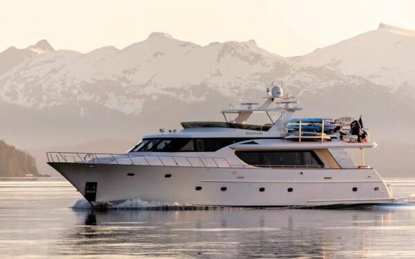 Dauntless Luxusná motorová loď